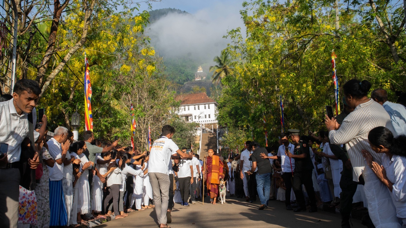සාම පාද යාත්රාවේ දෙවැනි දිනය අදයි